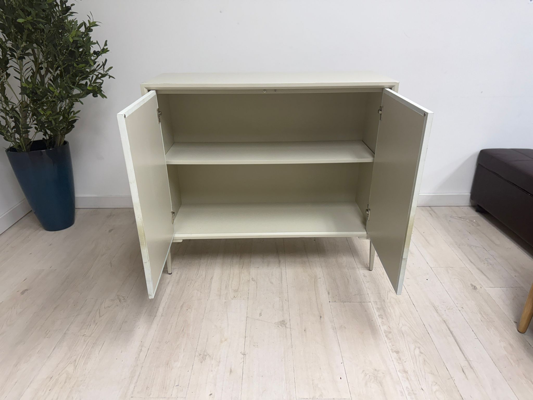 River Accent Cabinet - Image 4