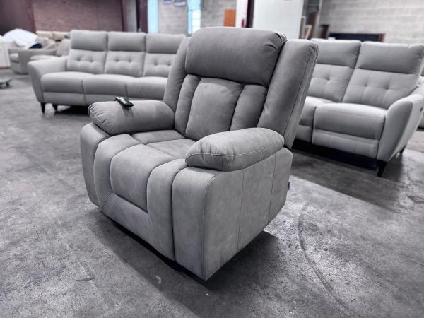 Stearns & Foster Power Lift Heat-Massage Recliner