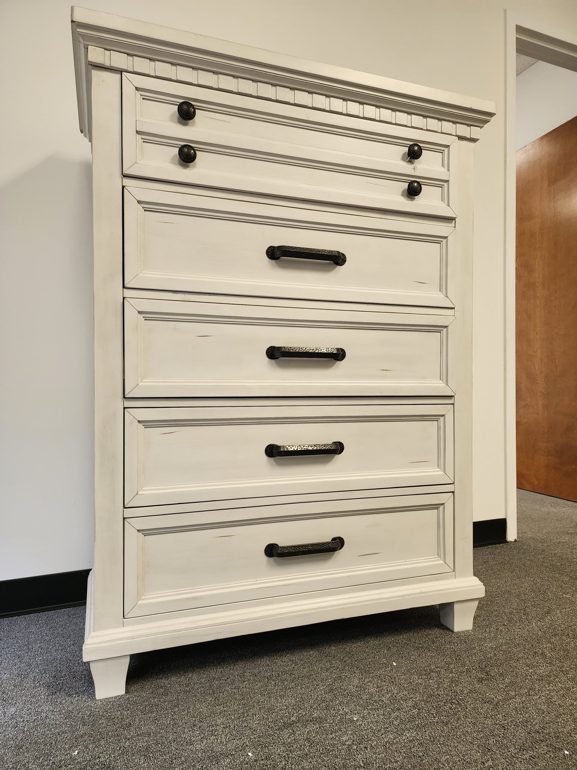 Millwood Pines Aleydis 5-Drawer Chest