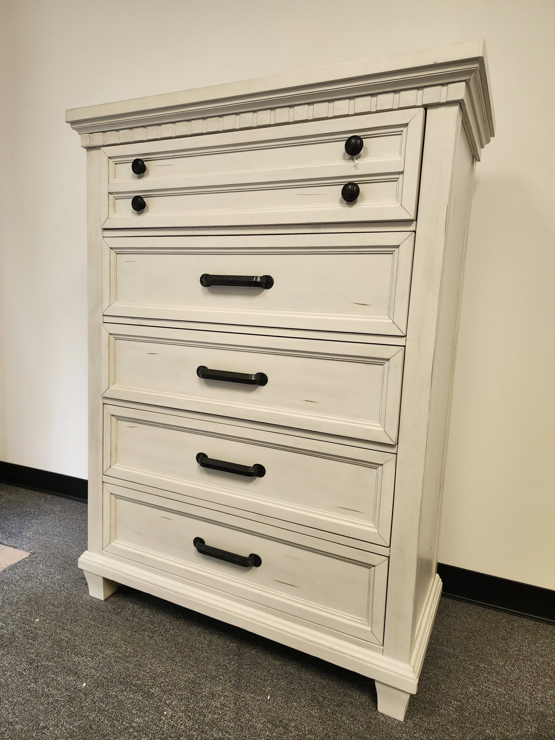 Millwood Pines Aleydis 5-Drawer Chest - Image 3