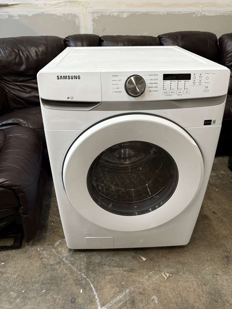 Samsung – 4.5 cu. ft. Front Load Washer with Vibration Reduction ...