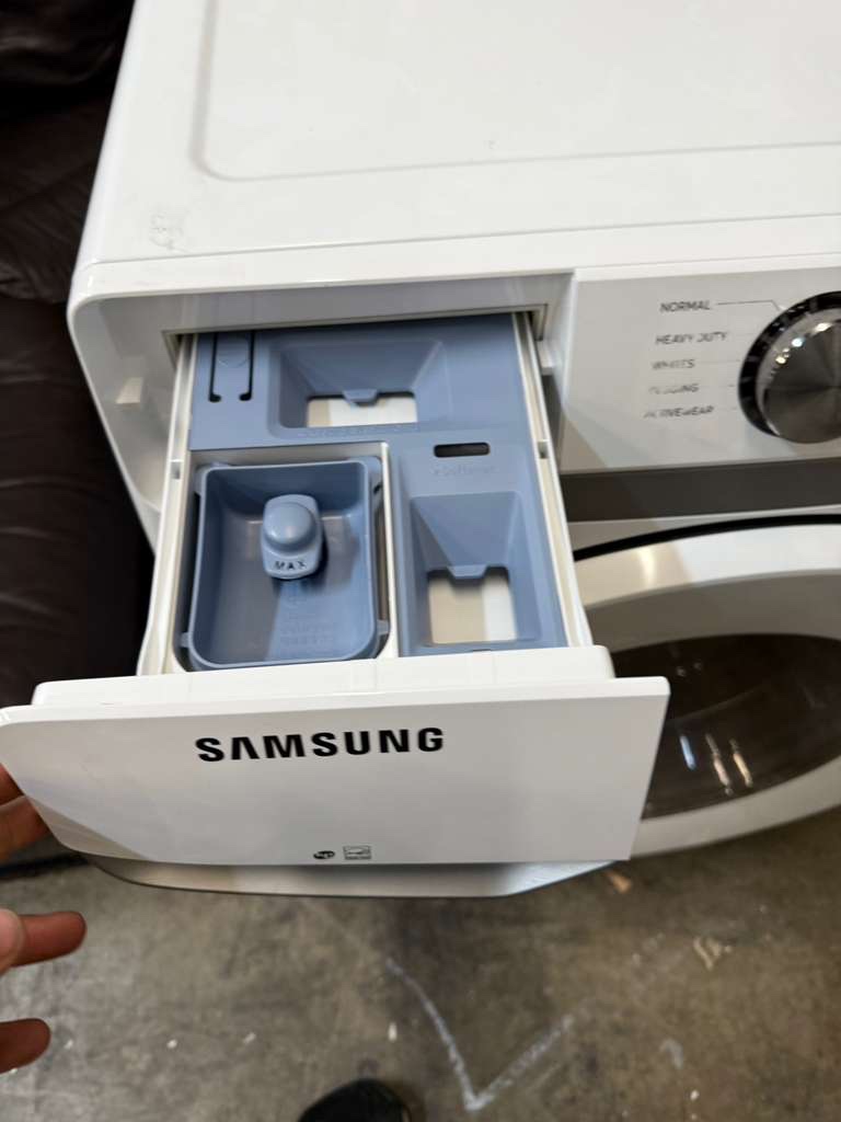 Samsung - 4.5 cu. ft. Front Load Washer with Vibration Reduction Technology+ and 7.5 cu. ft. ELECTRIC Dryer with Stacking Kit - Image 5