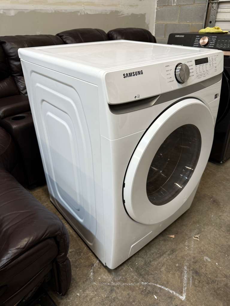 Samsung - 4.5 cu. ft. Front Load Washer with Vibration Reduction Technology+ and 7.5 cu. ft. ELECTRIC Dryer with Stacking Kit - Image 2