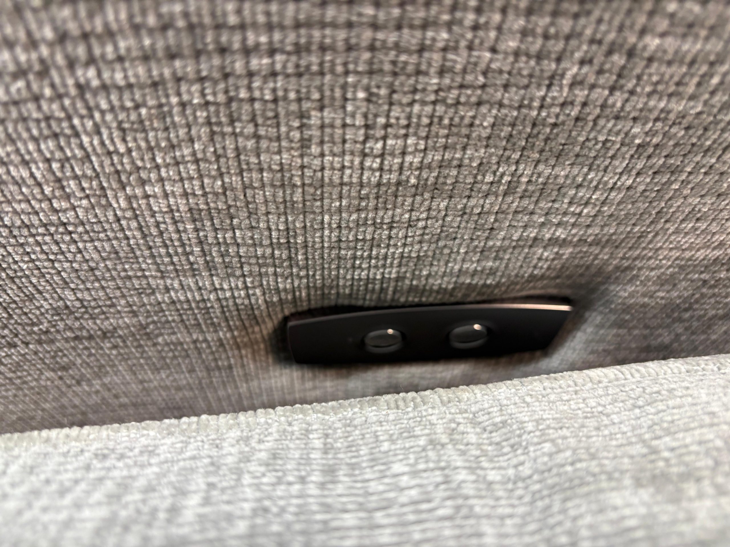 Henredon Power Recliner Loveseat - Image 6