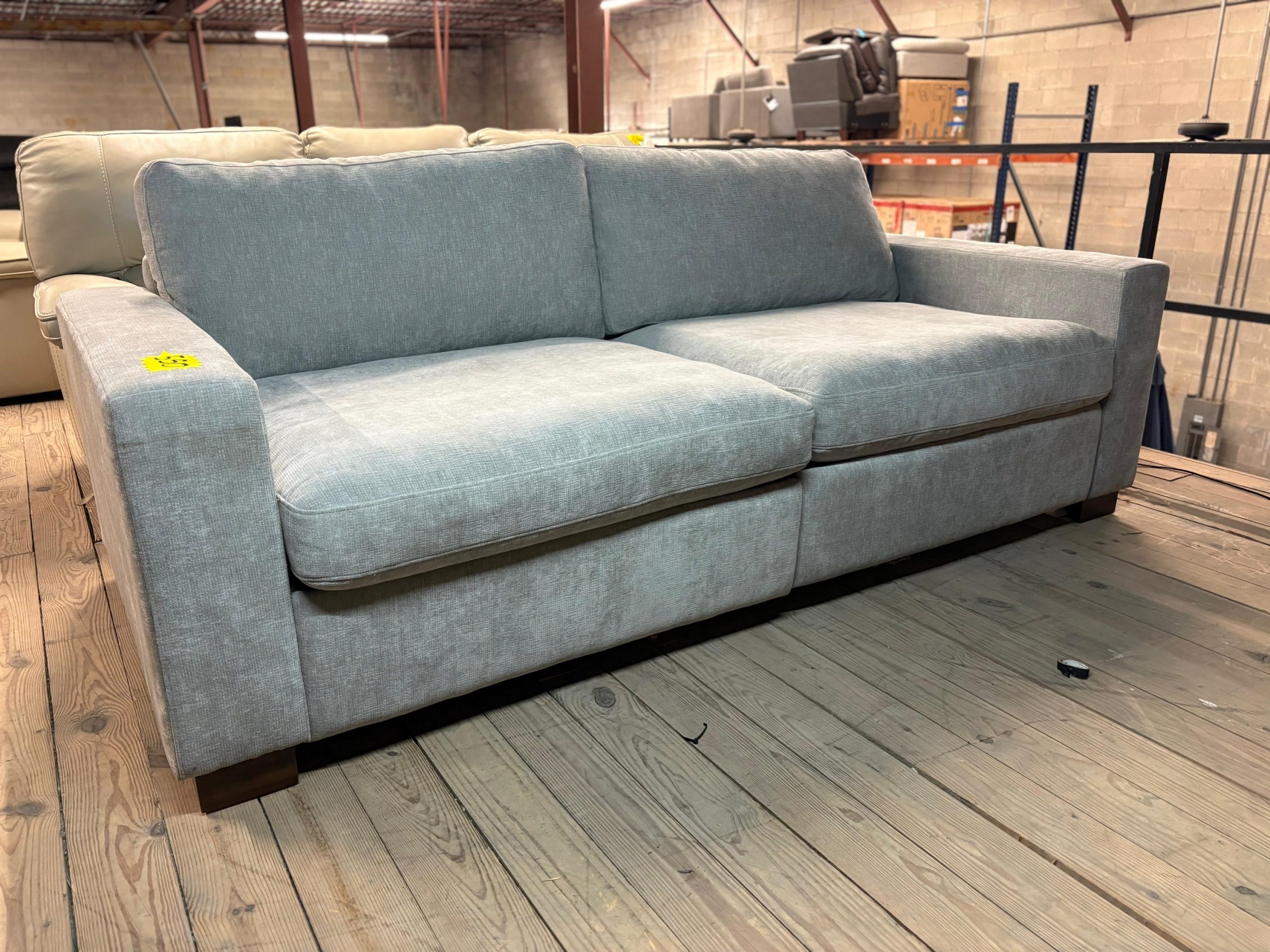 Henredon Power Recliner Loveseat - Image 4