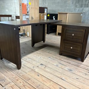 Levinson Executive Swivel Desk
