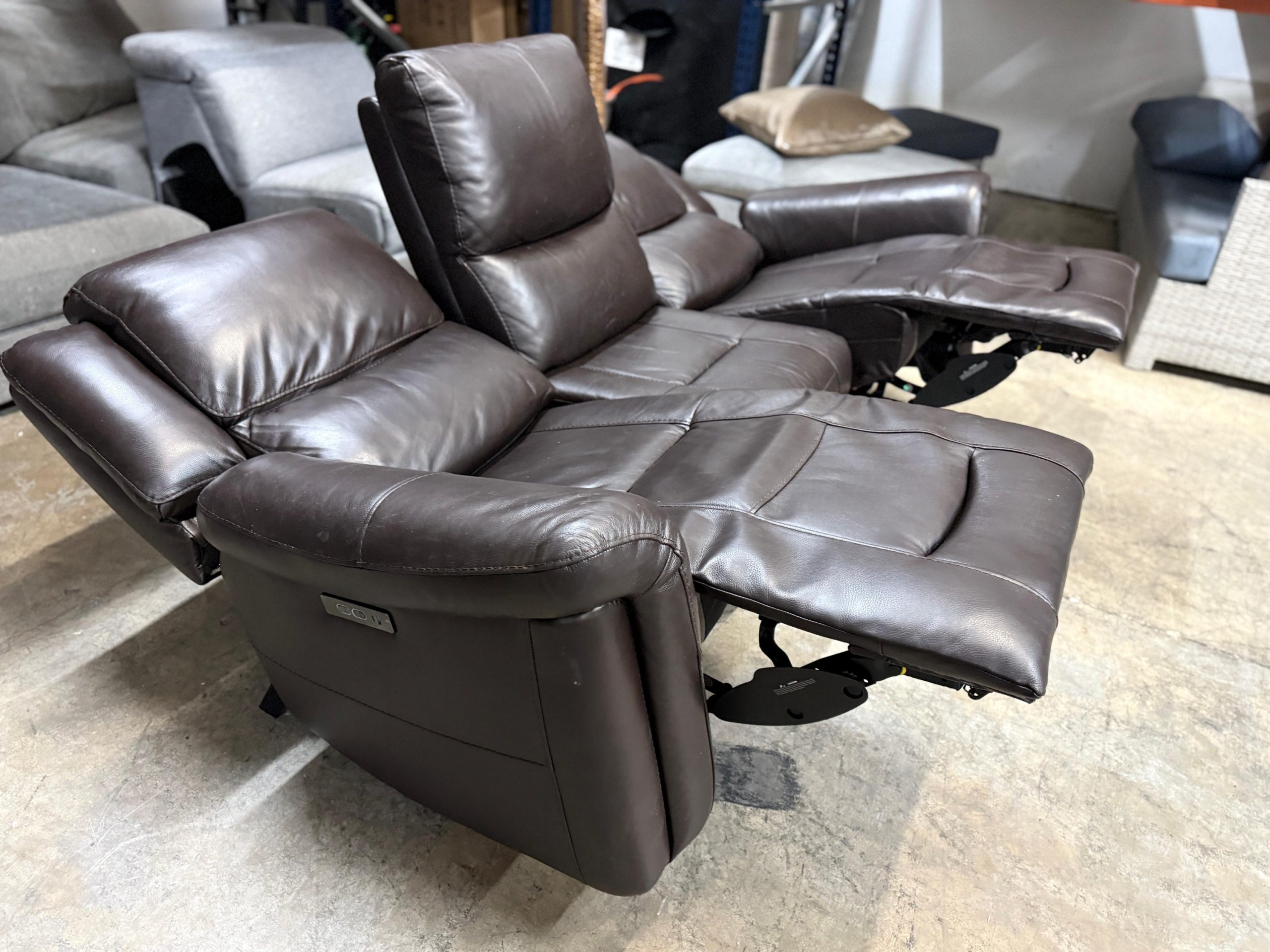 Alba Leather Power Reclining Sofa with Power Headrests - Image 3