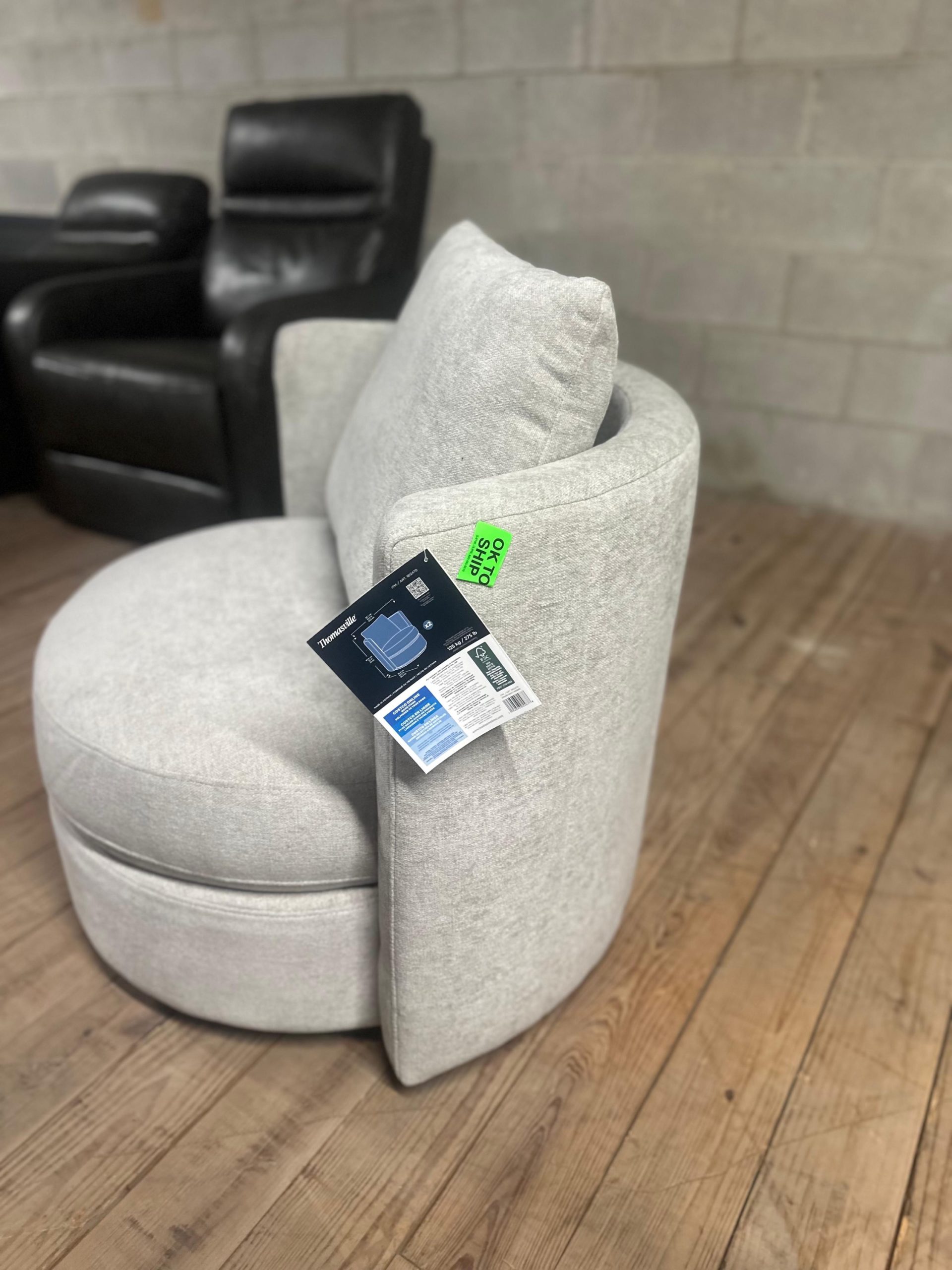 Thomasville Davos Swivel Chair Ligh Gray - Image 2