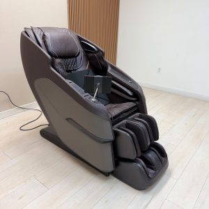 Kyota Konbi M728 DualPro 4D Brown Massage Chair