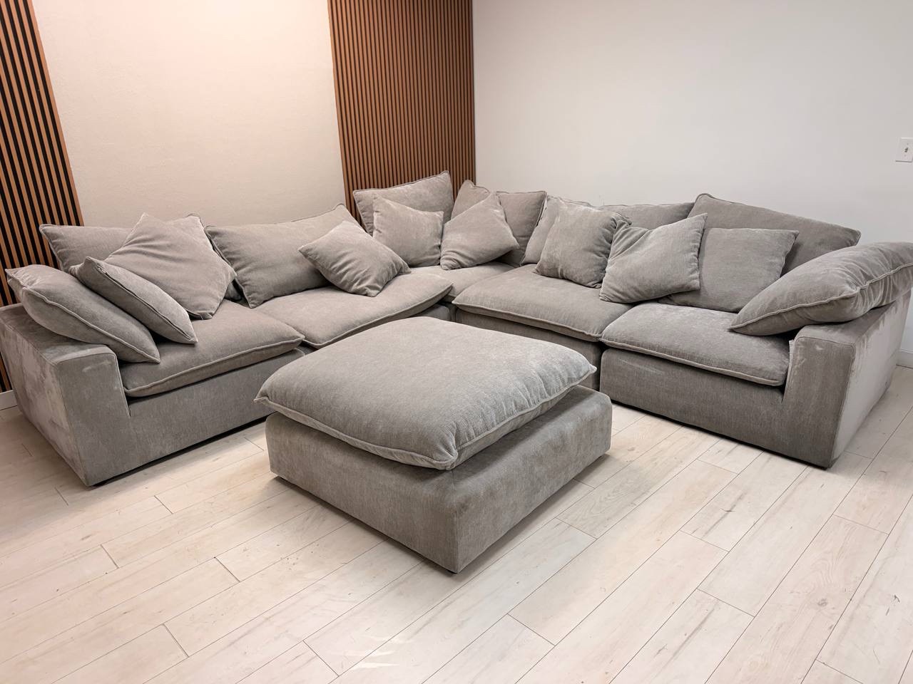 Sereen 6-piece Fabric Modular Sectional, Light Gray