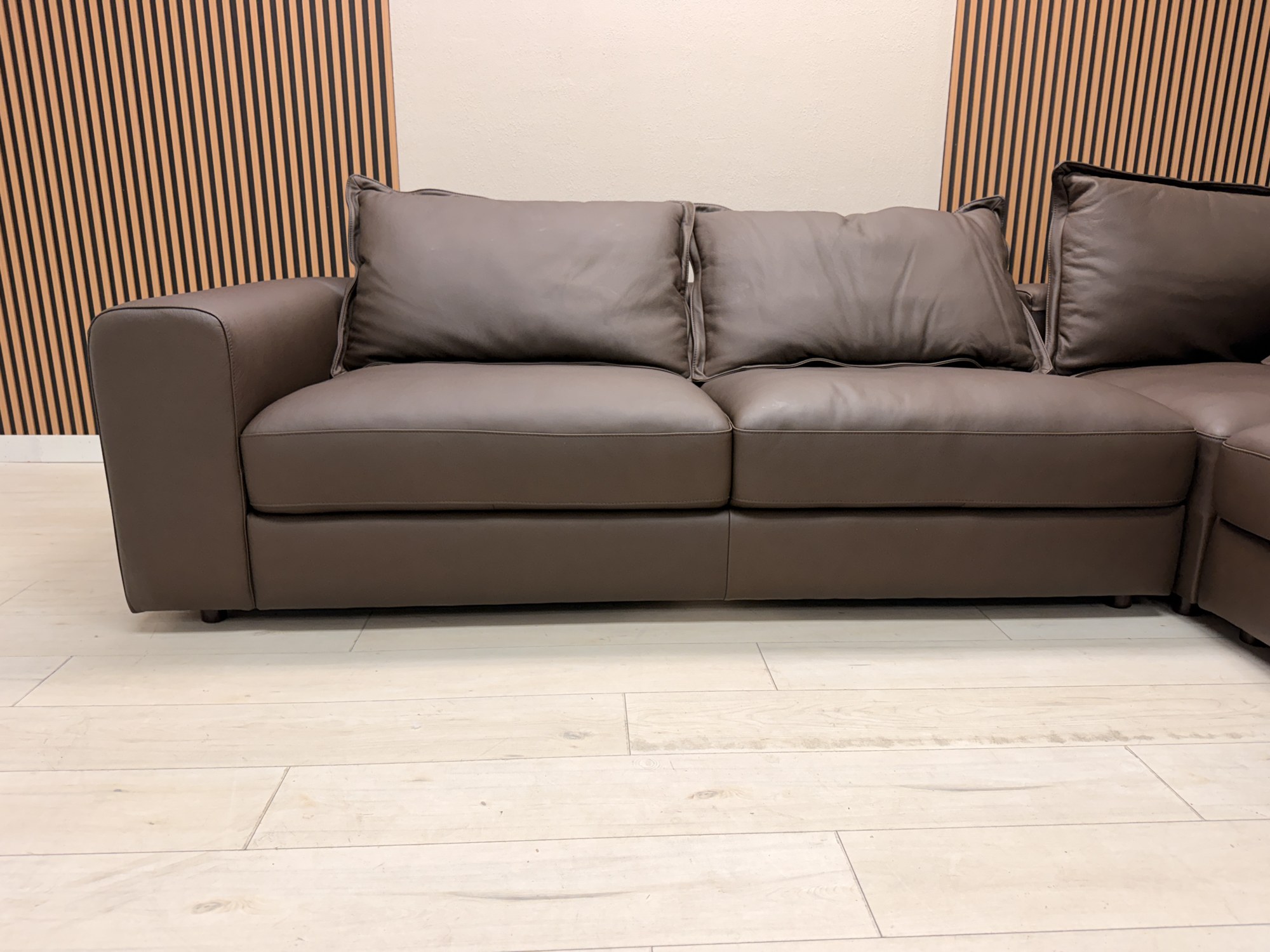 Simon Li Westbrook dark brown top grain leather L-shaped sectional sofa with track arms - view 7