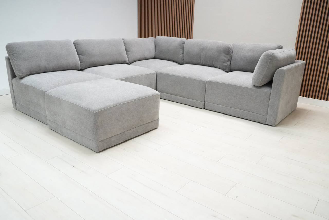 Thomasville Fallon gray fabric 6-piece modular sectional with storage ottoman - view 3