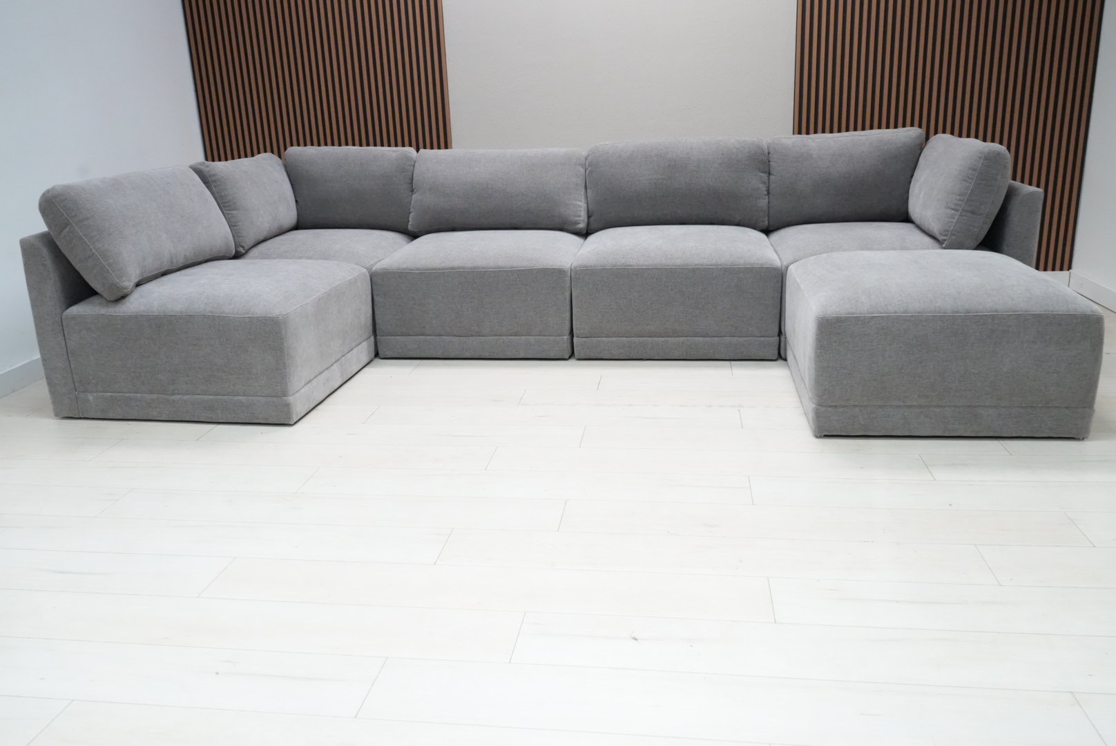 Thomasville Fallon gray fabric 6-piece modular sectional with storage ottoman - view 6