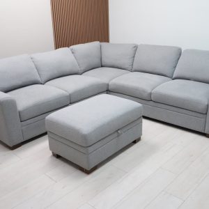 Thomasville Langdon gray polyester fabric L-shaped sectional with matching storage ottoman