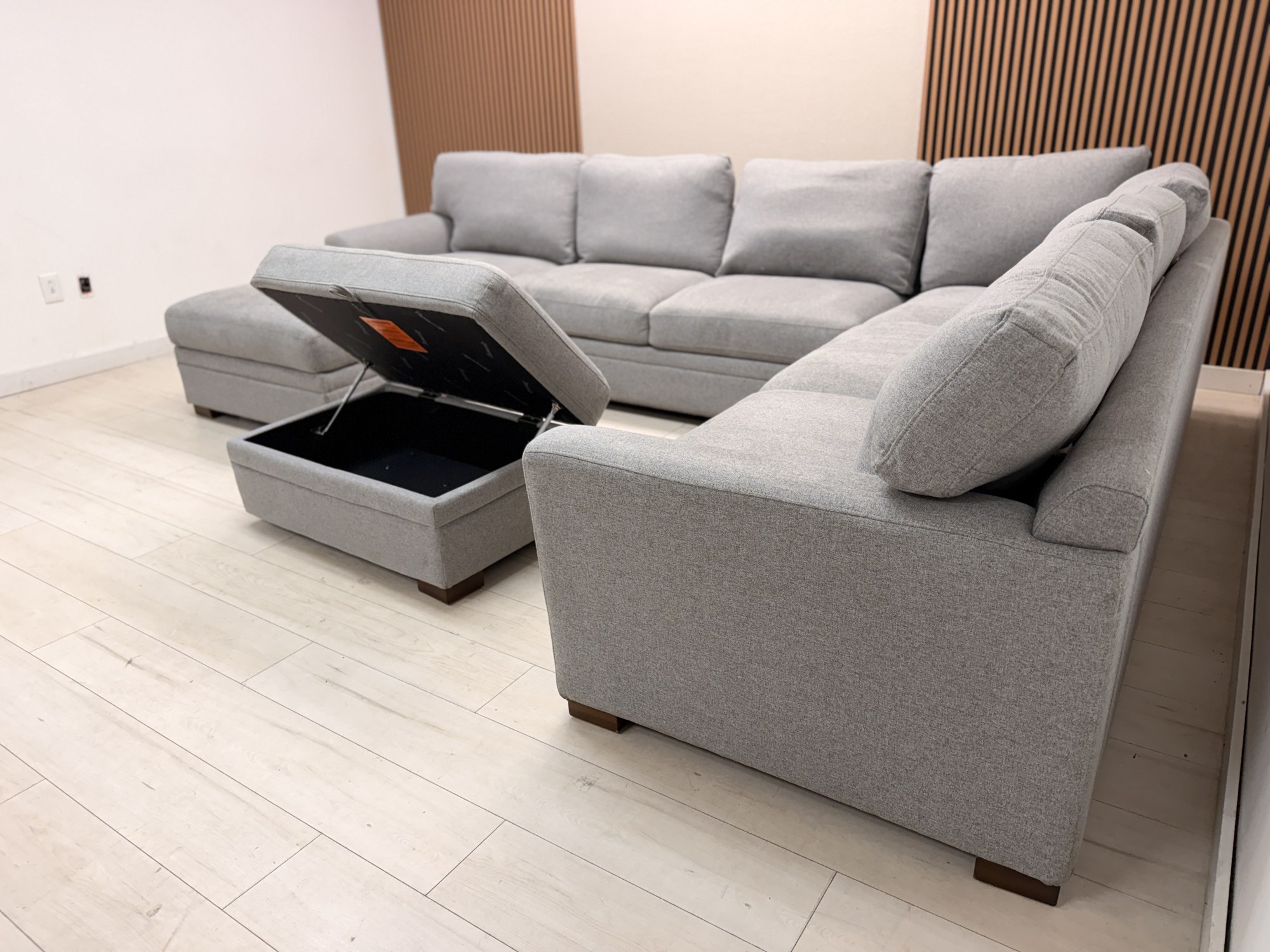 Thomasville Langdon gray fabric U-shaped sectional sofa with chaise and matching storage ottoman - view 3
