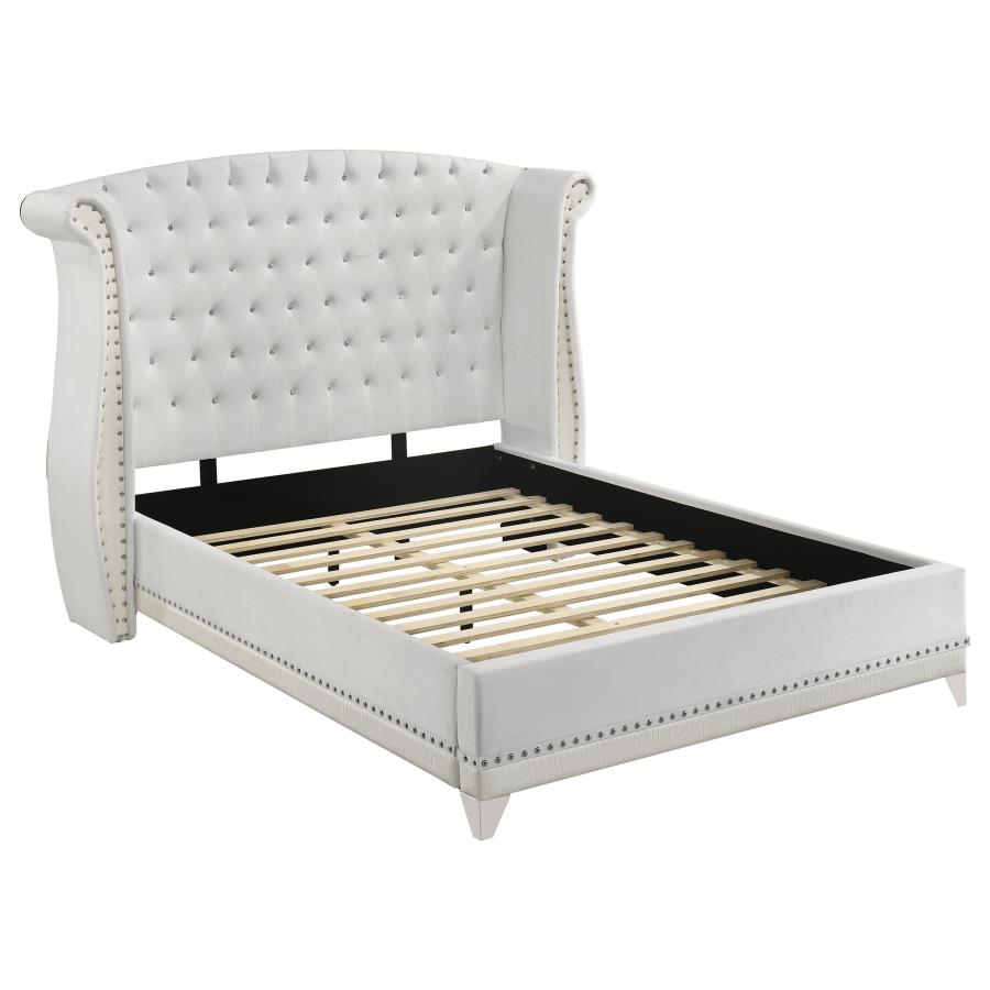 Barzini Wingback Bed, White – view 2