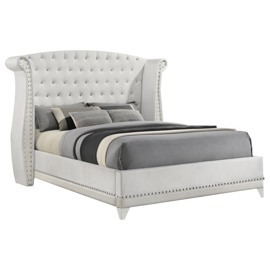 Barzini Wingback Bed, White – view 3