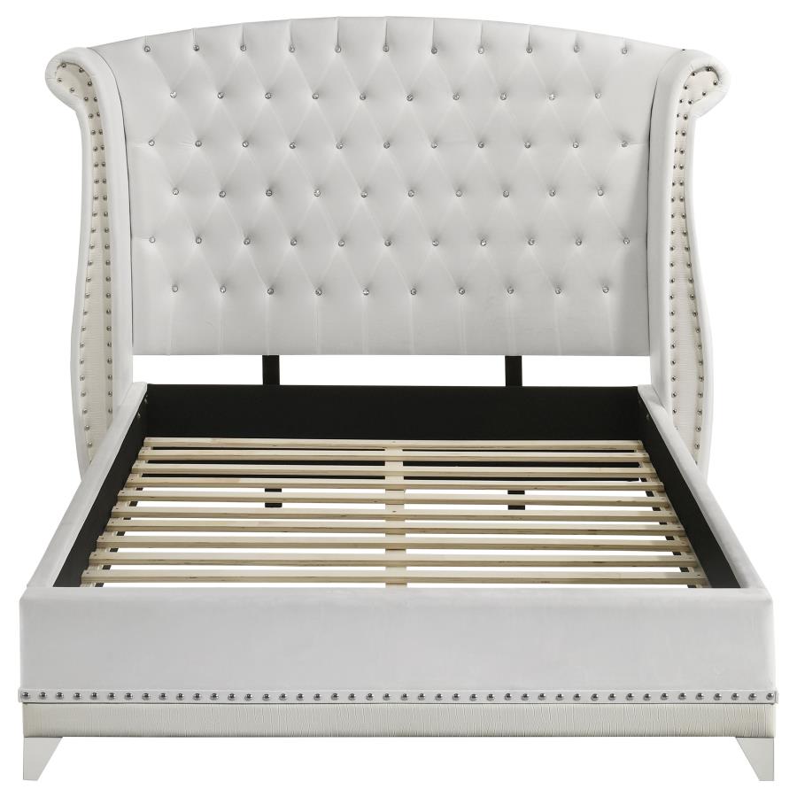Barzini Wingback Bed, White – view 4