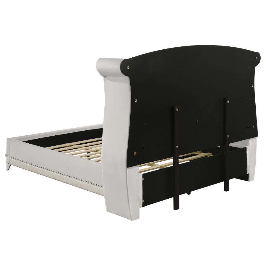 Barzini Wingback Bed, White – view 5